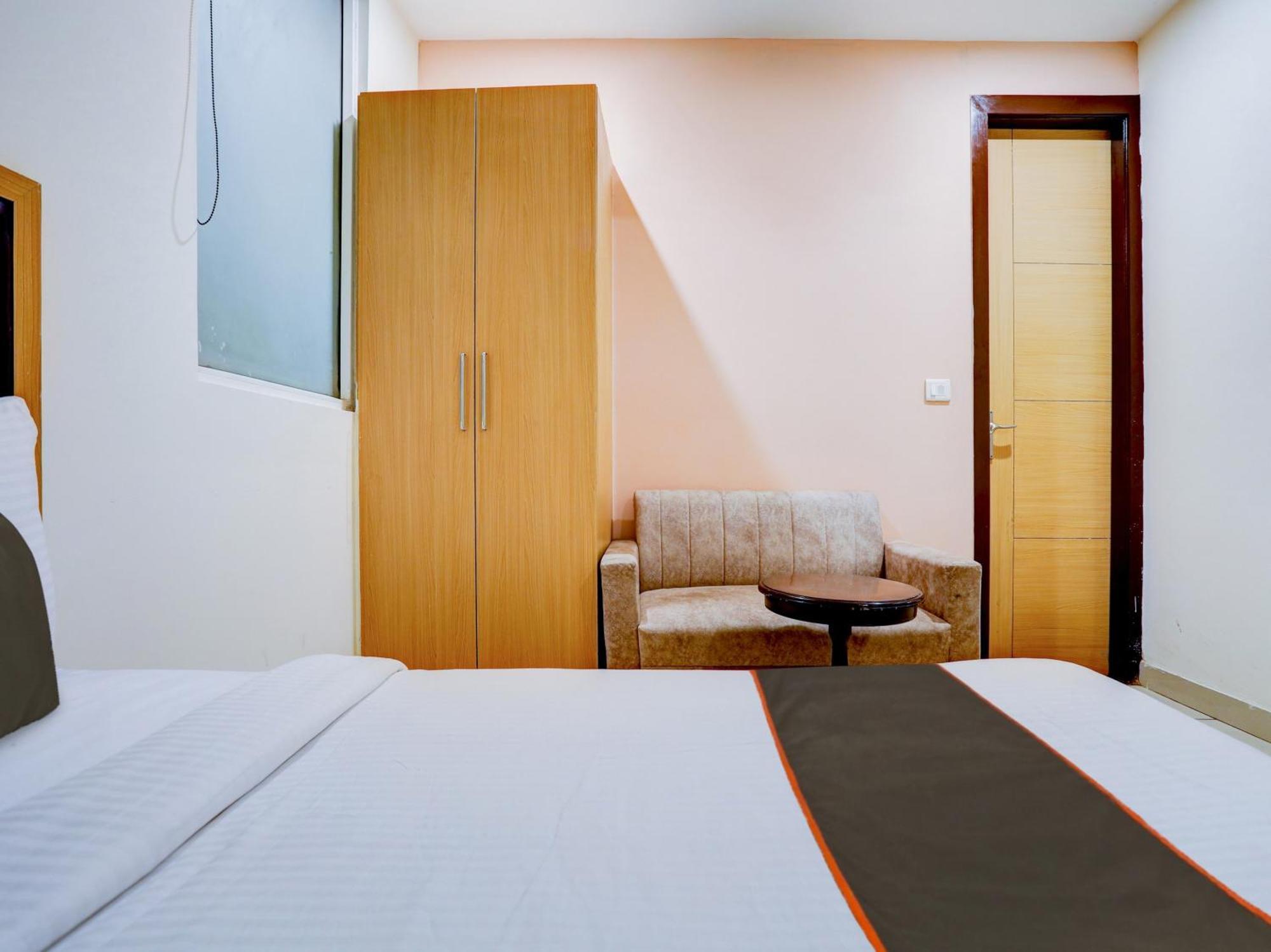 Collecion O White House Hotell New Delhi Exteriör bild